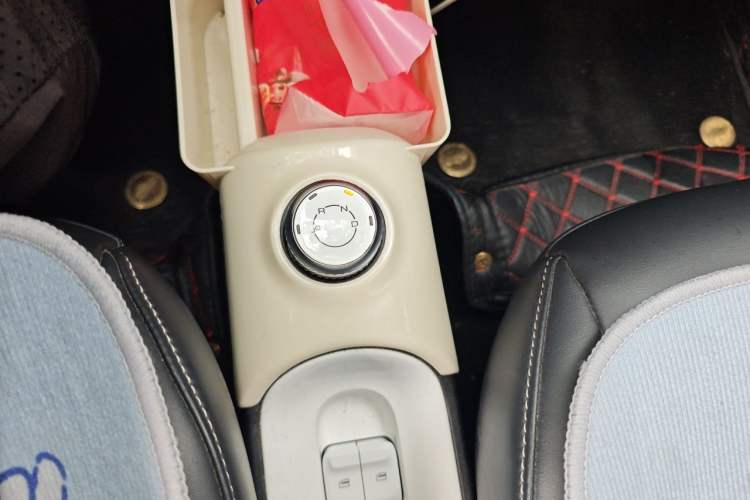 Used Wuling Hongguang MINIEV 2024 3rd Generation 215km Advanced Version Gear Lever