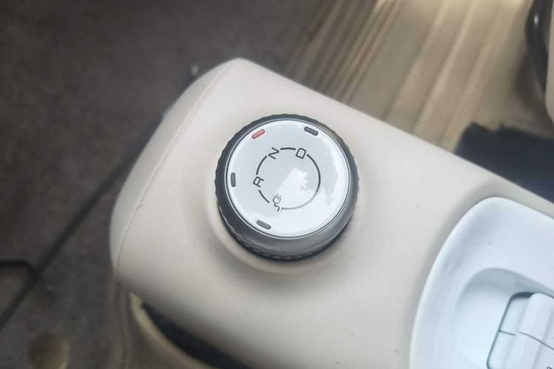 Used Wuling Hongguang MINIEV 2024 3rd Generation 215km Advanced Version Gear Lever