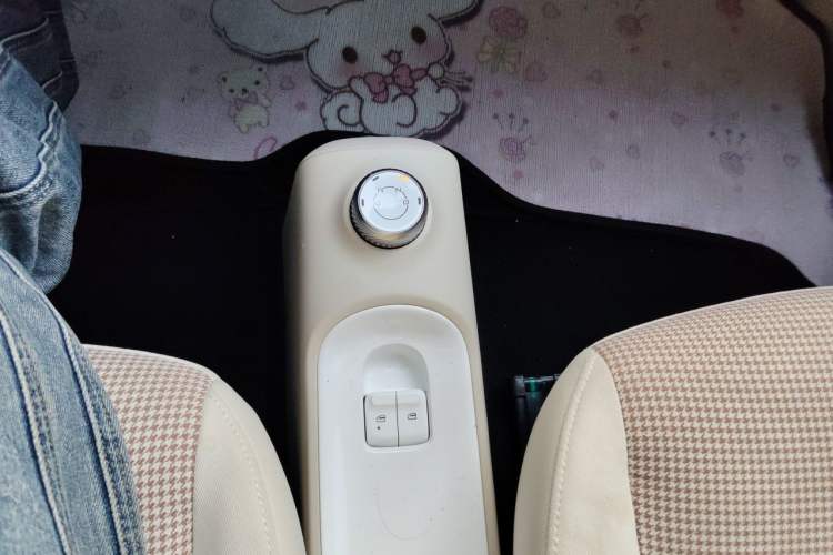 Used Wuling Hongguang MINIEV 2024 3rd Generation 215km Advanced Version Gear Lever