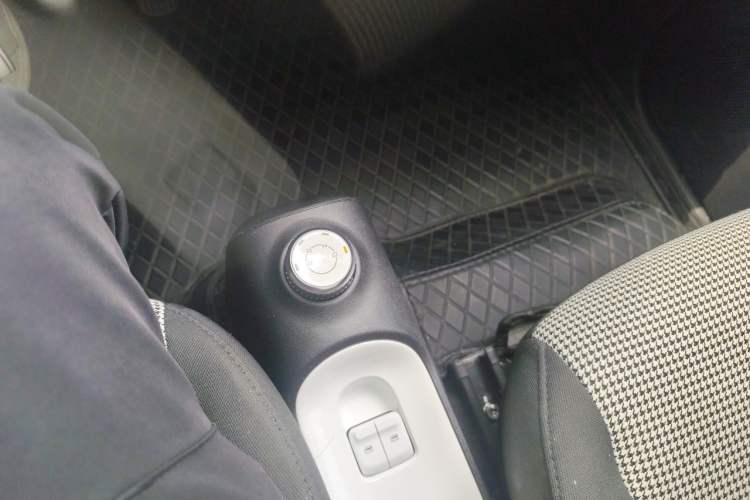 Used Wuling Hongguang MINIEV 2024 3rd Generation 215km Advanced Version Gear Lever