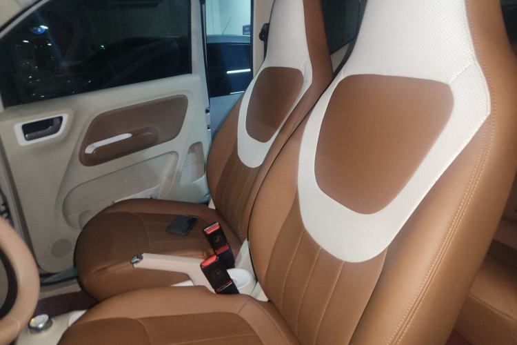 Used Wuling Hongguang MINIEV 2024 3rd Generation 215km Youth Edition Left Front Seat