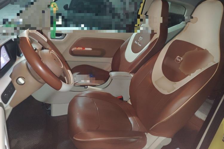 Used Wuling Hongguang MINIEV 2024 3rd Generation 215km Advanced Version Left Front Seat