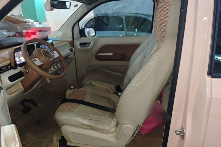 Used Wuling Hongguang MINIEV 2024 3rd Generation 215km Advanced Version Left Front Seat