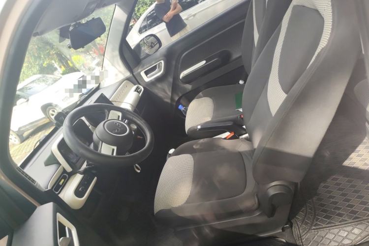 Used Wuling Hongguang MINIEV 2024 3rd Generation 215km Advanced Version Left Front Seat