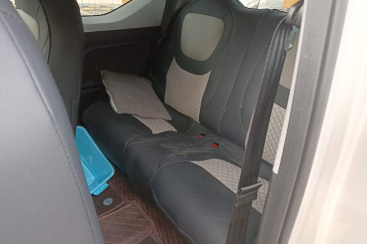 Used Wuling Hongguang MINIEV 2024 3rd Generation 215km Youth Edition Left Rear Seat