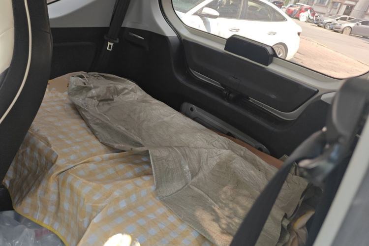 Used Wuling Hongguang MINIEV 2024 3rd Generation 215km Youth Edition Left Rear Seat