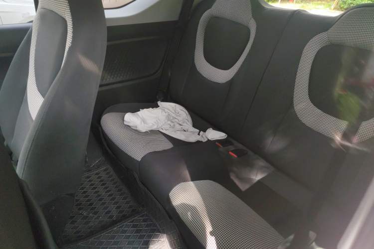 Used Wuling Hongguang MINIEV 2024 3rd Generation 215km Advanced Version Left Rear Seat