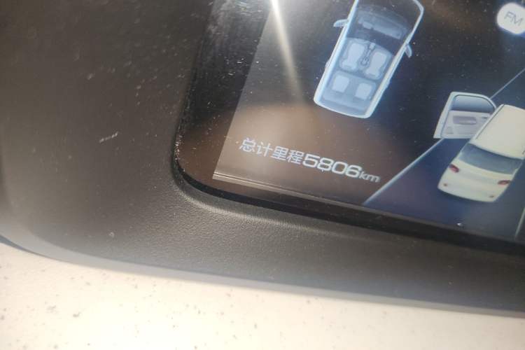 Used Wuling Hongguang MINIEV 2024 3rd Generation 215km Youth Edition Odometer Close Up