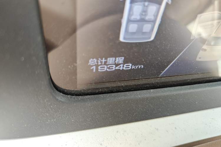 Used Wuling Hongguang MINIEV 2024 3rd Generation 215km Advanced Version Odometer Close Up