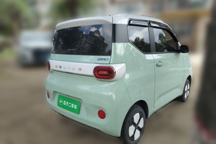 Used Wuling Hongguang MINIEV 2024 3rd Generation 215km Advanced Version Rear Right 45 Deg