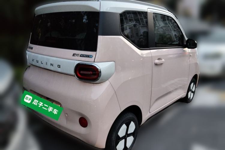 Used Wuling Hongguang MINIEV 2024 3rd Generation 215km Advanced Version Rear Right 45 Deg