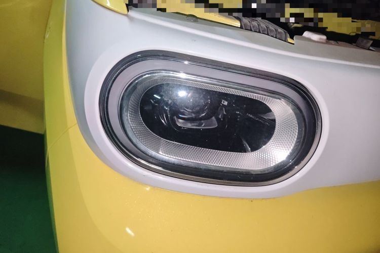 Used Wuling Hongguang MINIEV 2024 3rd Generation 215km Advanced Version Right Front Headlight