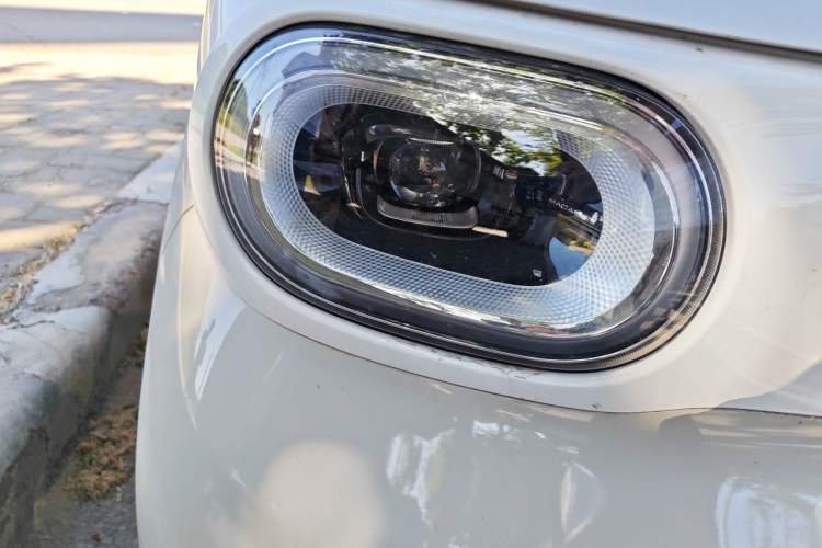 Used Wuling Hongguang MINIEV 2024 3rd Generation 215km Youth Edition Right Front Headlight