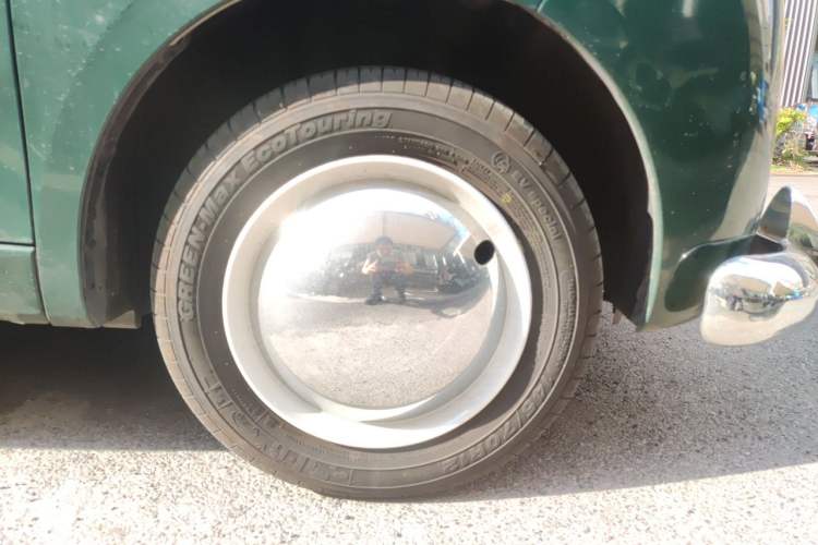 Used Wuling Hongguang MINIEV 2024 3rd Generation 215km Youth Edition Right Front Wheel Hub