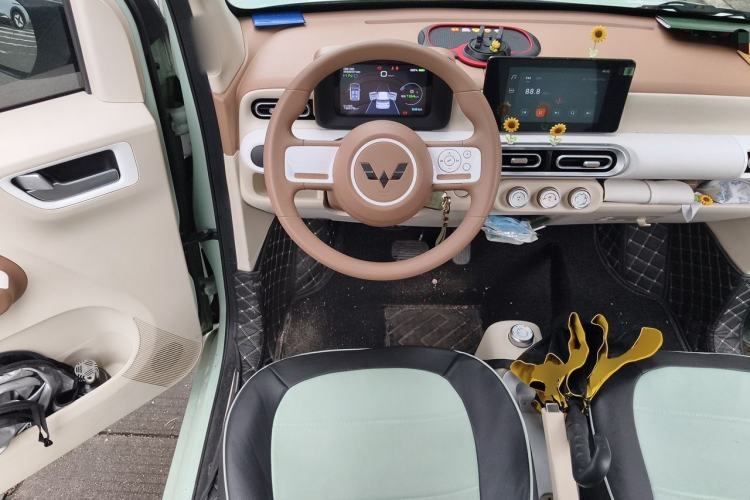 Used Wuling Hongguang MINIEV 2024 3rd Generation 215km Advanced Version Steering Wheel