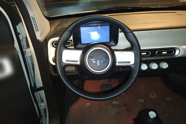 Used Wuling Hongguang MINIEV 2024 3rd Generation 215km Youth Edition Steering Wheel