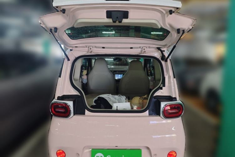 Used Wuling Hongguang MINIEV 2024 3rd Generation 215km Advanced Version Trunk