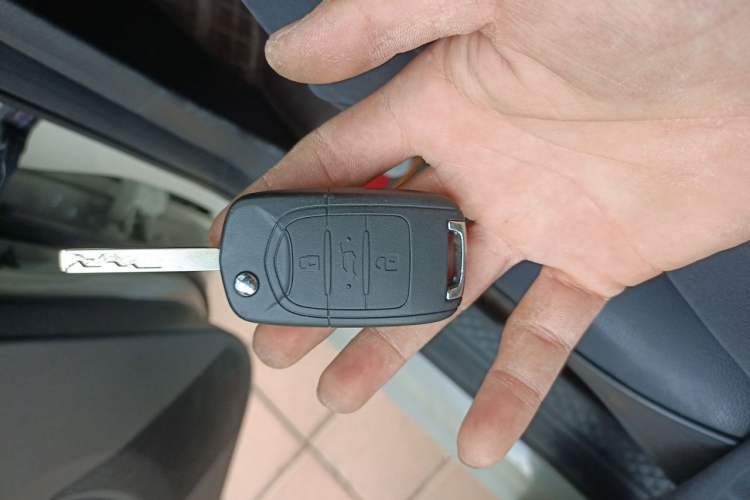 Used Wuling Hongguang MINIEV 2024 3rd Generation 215km Youth Edition Vehicle Key