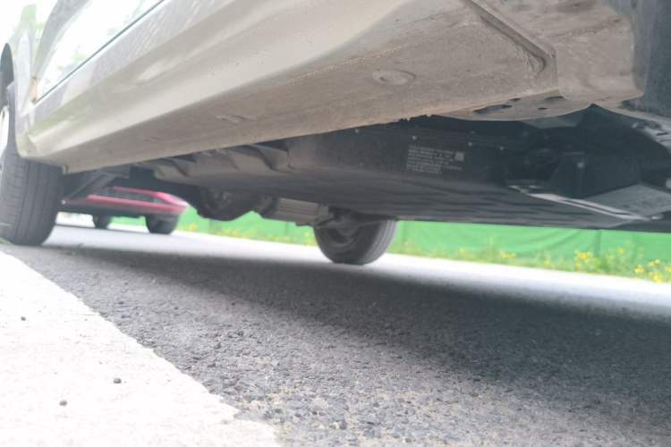 Used Wuling Hongguang MINIEV 2024 3rd Generation 215km Advanced Version Chassis Front Right