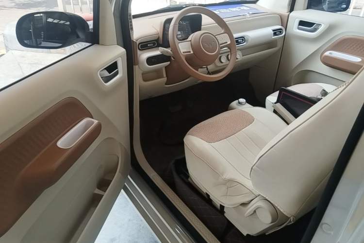 Used Wuling Hongguang MINIEV 2024 3rd Generation 215km Youth Edition Driver Seat