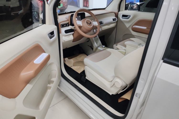 Used Wuling Hongguang MINIEV 2024 3rd Generation 215km Youth Edition Driver Seat