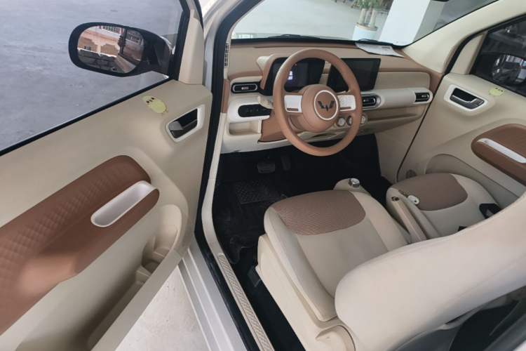 Used Wuling Hongguang MINIEV 2024 3rd Generation 215km Advanced Version Driver Seat