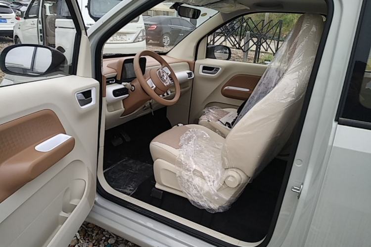 Used Wuling Hongguang MINIEV 2024 3rd Generation 215km Youth Edition Driver Seat