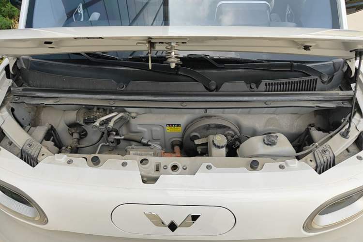 Used Wuling Hongguang MINIEV 2024 3rd Generation 215km Advanced Version Engine Bay
