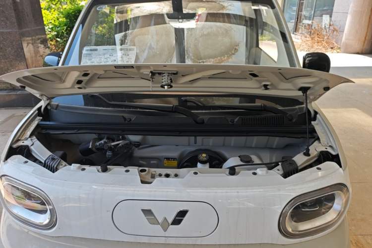 Used Wuling Hongguang MINIEV 2024 3rd Generation 215km Youth Edition Engine Bay