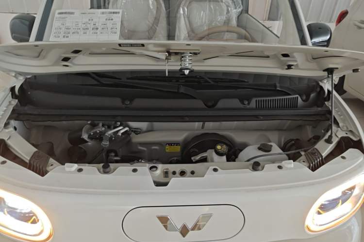 Used Wuling Hongguang MINIEV 2024 3rd Generation 215km Youth Edition Engine Bay
