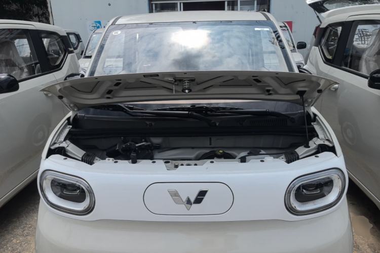 Used Wuling Hongguang MINIEV 2024 3rd Generation 215km Youth Edition Engine Bay