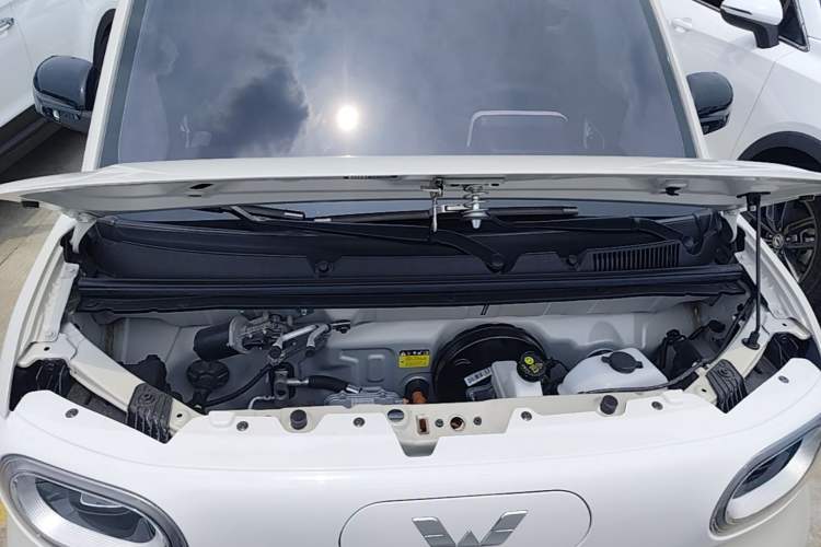 Used Wuling Hongguang MINIEV 2024 3rd Generation 215km Youth Edition Engine Bay
