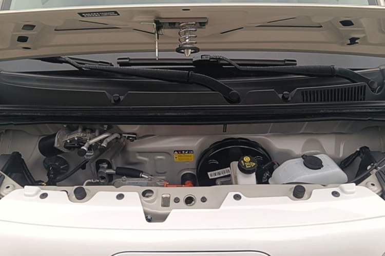 Used Wuling Hongguang MINIEV 2024 3rd Generation 215km Youth Edition Engine Bay