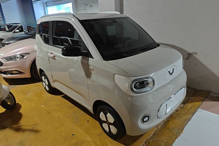 Used Wuling Hongguang MINIEV 2024 3rd Generation 215km Advanced Version Exterior 1