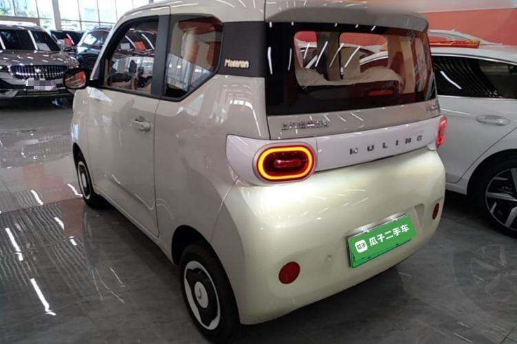 Used Wuling Hongguang MINIEV 2024 3rd Generation 215km Youth Edition Exterior 2