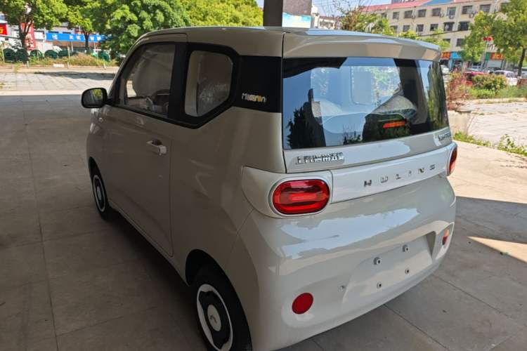 Used Wuling Hongguang MINIEV 2024 3rd Generation 215km Youth Edition Exterior 2