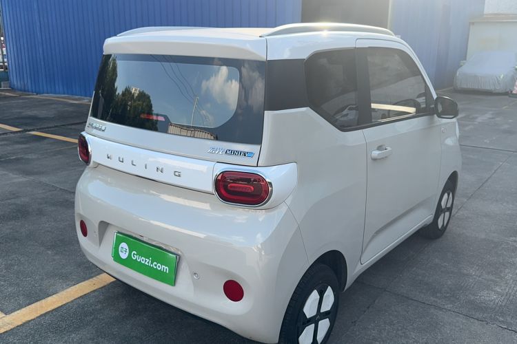 Used Wuling Hongguang MINIEV 2024 3rd Generation 215km Advanced Version Exterior 3