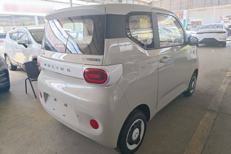Used Wuling Hongguang MINIEV 2024 3rd Generation 215km Youth Edition Exterior 3