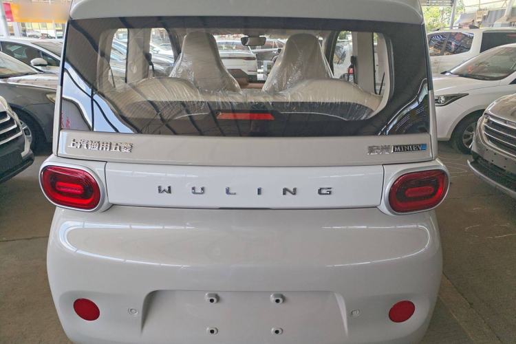 Used Wuling Hongguang MINIEV 2024 3rd Generation 215km Youth Edition Exterior 4