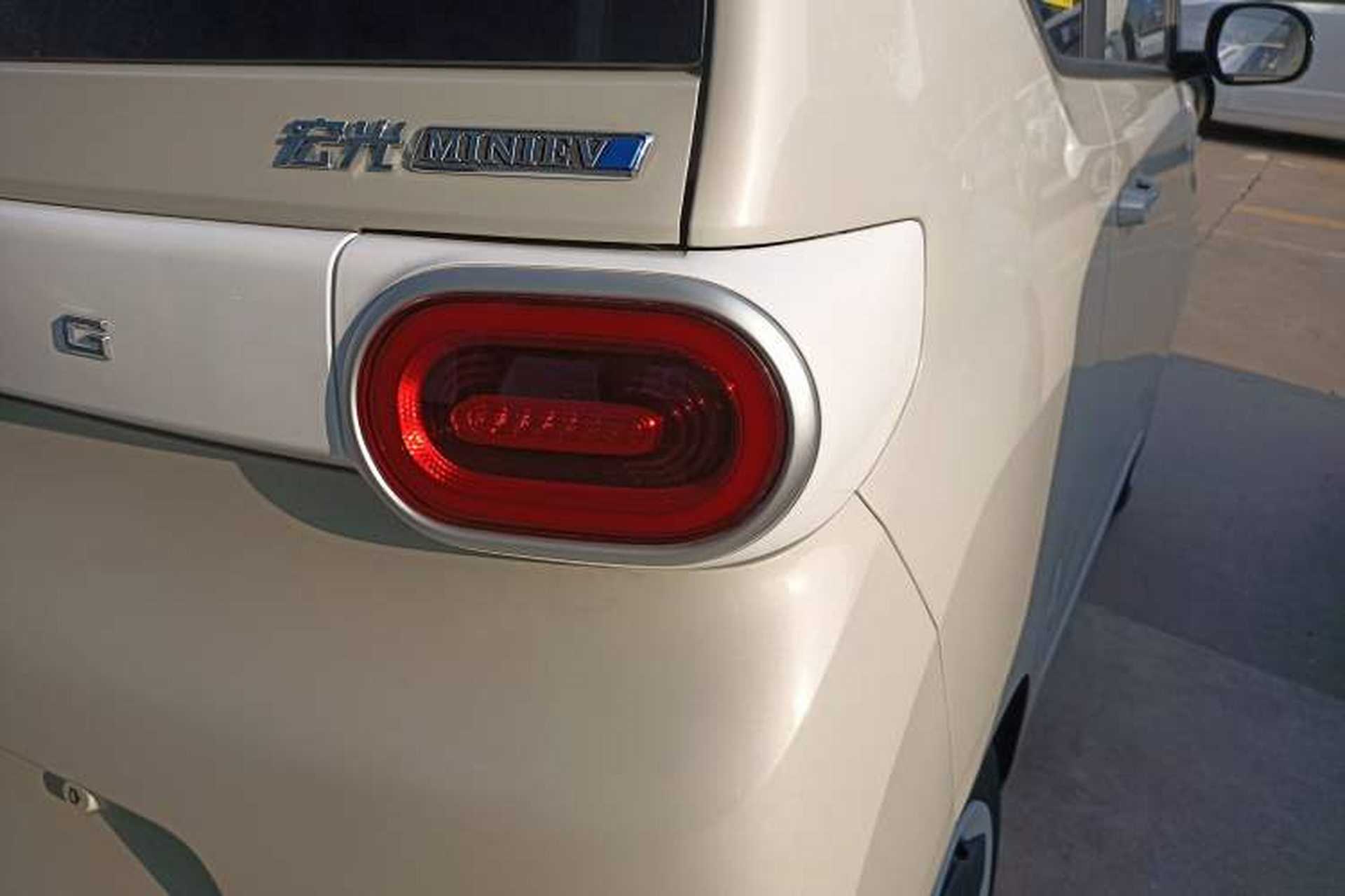 Used Wuling Hongguang MINIEV 2024 3rd Generation 215km Youth Edition Exterior 4