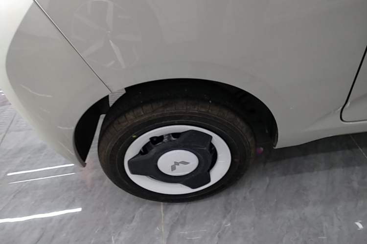Used Wuling Hongguang MINIEV 2024 3rd Generation 215km Youth Edition Exterior 5