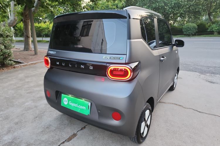 Used Wuling Hongguang MINIEV 2024 3rd Generation 215km Advanced Version Exterior 5