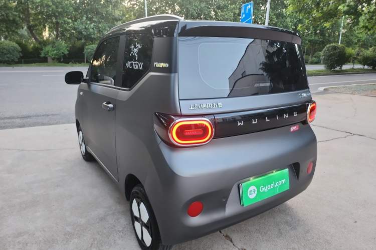 Used Wuling Hongguang MINIEV 2024 3rd Generation 215km Advanced Version Exterior 6