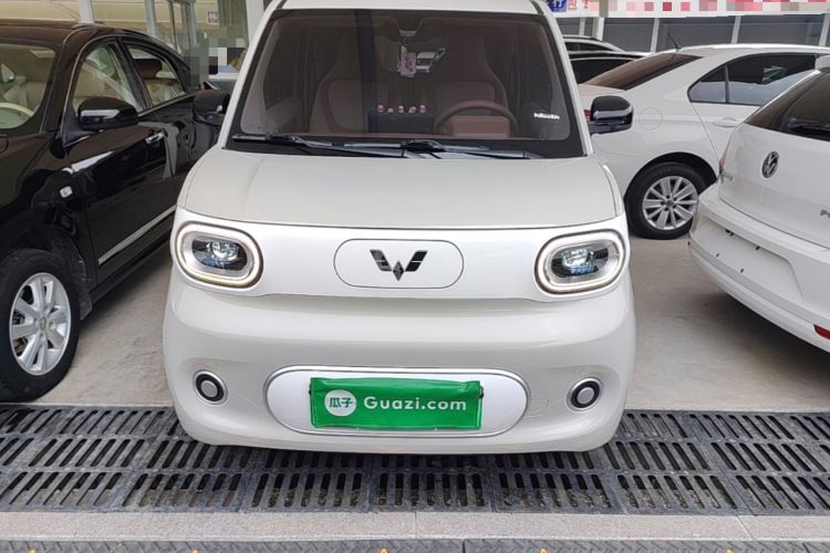 Used Wuling Hongguang MINIEV 2024 3rd Generation 215km Youth Edition Front