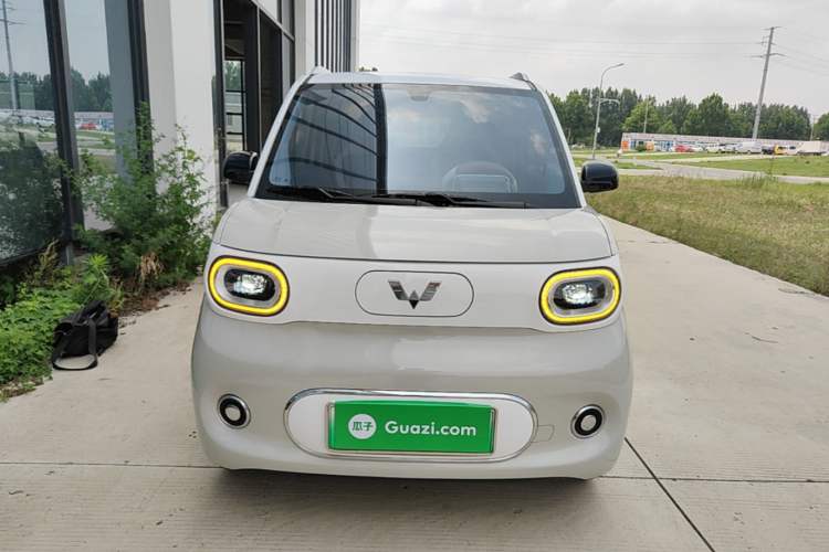 Used Wuling Hongguang MINIEV 2024 3rd Generation 215km Advanced Version Front