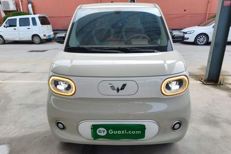 Used Wuling Hongguang MINIEV 2024 3rd Generation 215km Youth Edition Front