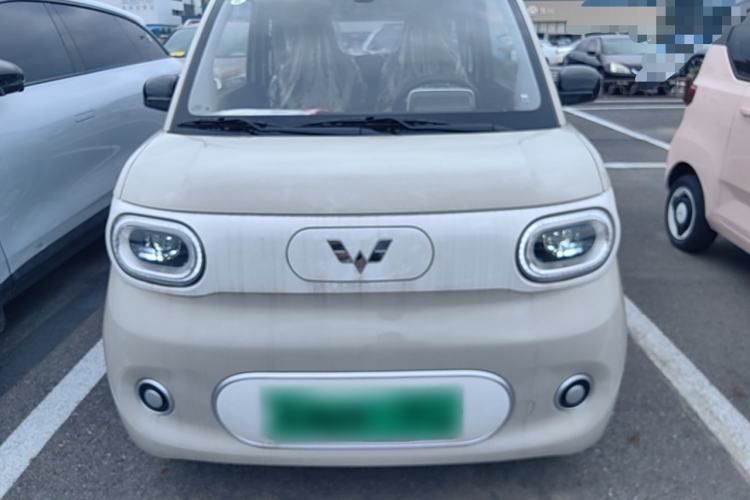 Used Wuling Hongguang MINIEV 2024 3rd Generation 215km Youth Edition Front