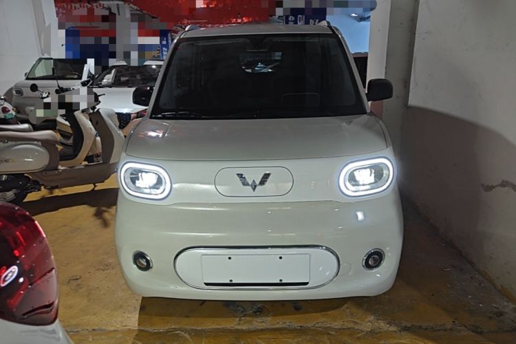 Used Wuling Hongguang MINIEV 2024 3rd Generation 215km Advanced Version Front