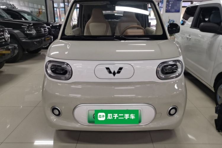 Used Wuling Hongguang MINIEV 2024 3rd Generation 215km Youth Edition Front