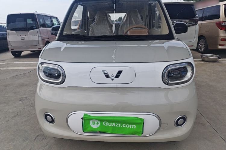 Used Wuling Hongguang MINIEV 2024 3rd Generation 215km Youth Edition Front